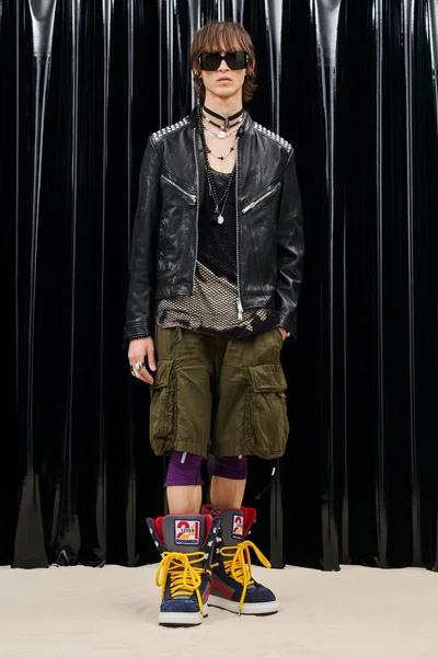 Look 4